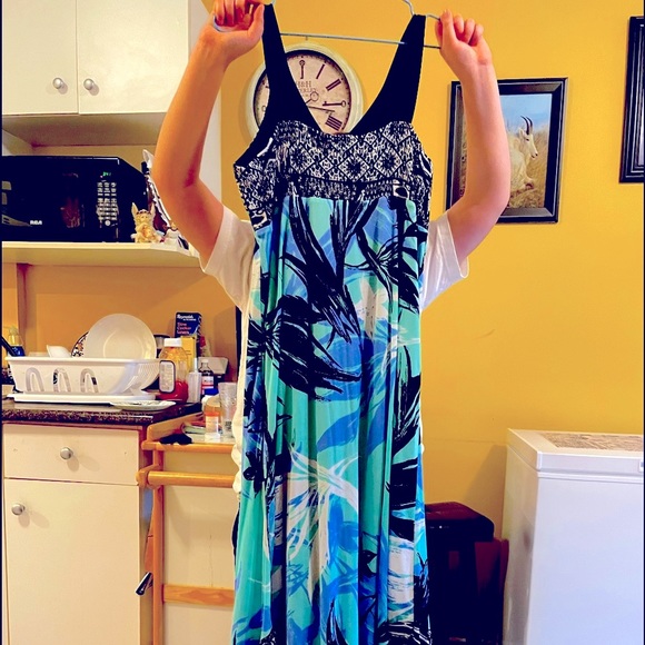 Gorgeous Summer Breeze Sundress - Picture 9 of 11